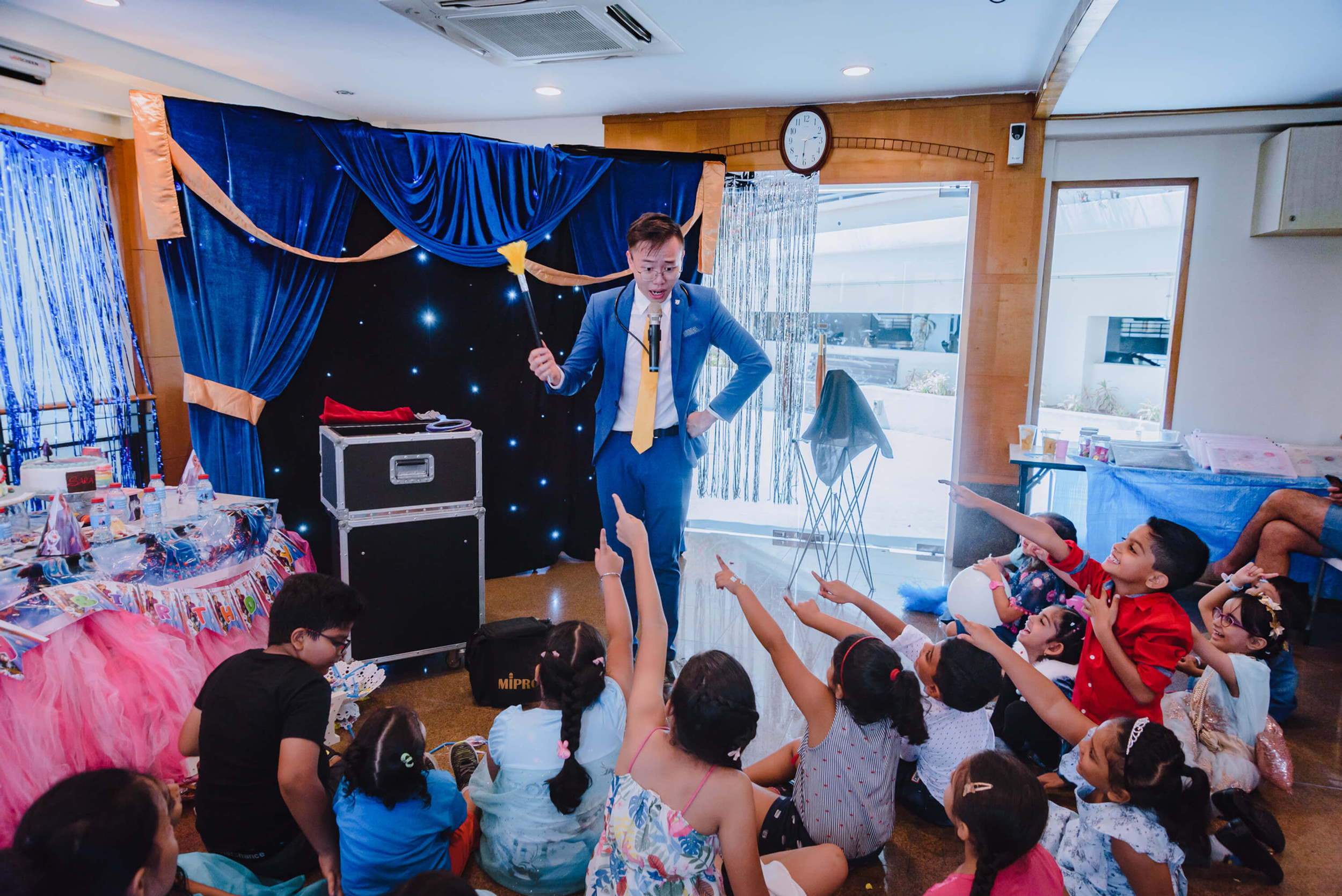 Why Do You Host Kids Magic Show in Singapore?