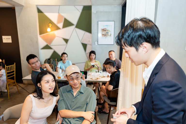Singapore Magician